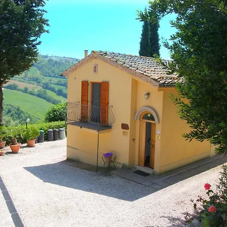 Cozy Farmhouse In Hills; With Rustic Charm Near Adriatic Sea Nyaraló *